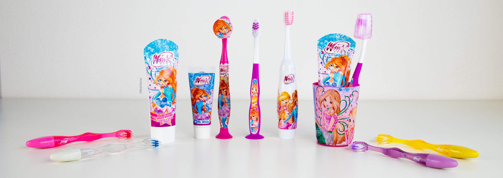 spazzolini, dentifrici e bicchieri Winx club by Mr.White