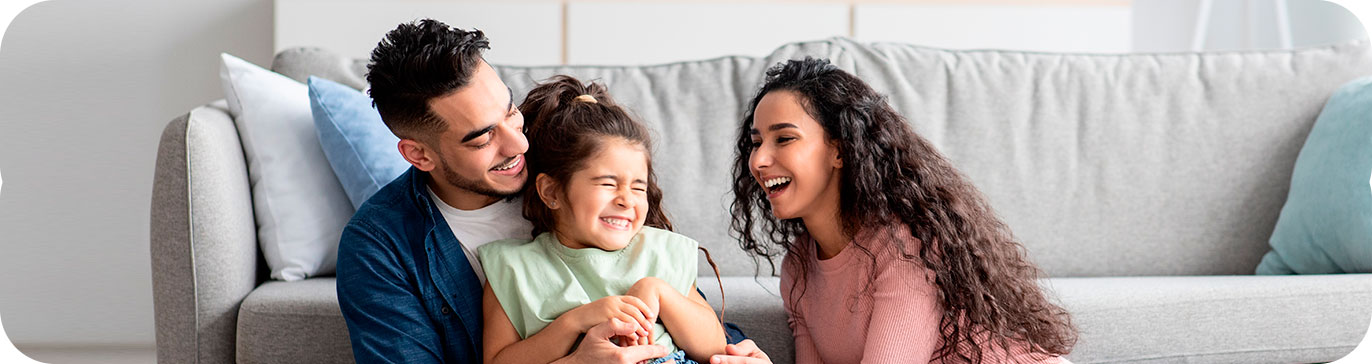 Lavare i denti del bambino facendolo divertire